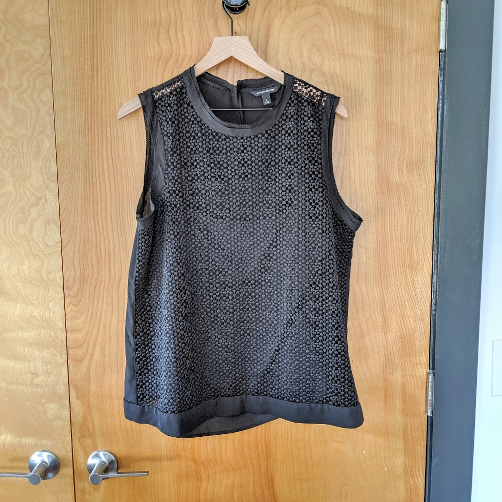 Like NEW! Banana Republic black patterned tank